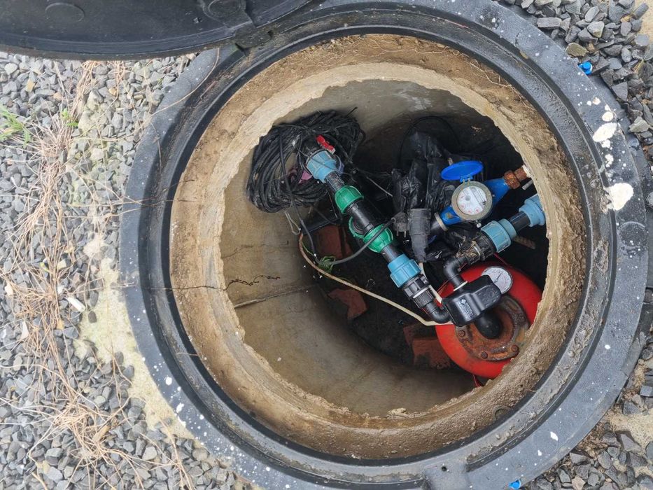 1,3 Га. Мукачево. Рівний. Траса. Є Світло, Вода Теплиці. Під любі цілі