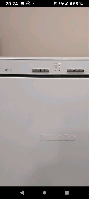 Морозильная камера Miele NoFrost