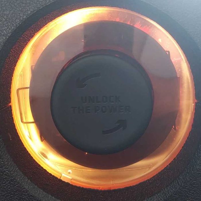 Nie OEM / tray! AMD Threadripper 1920X – Fundament stacji AI i Stable Diffusion