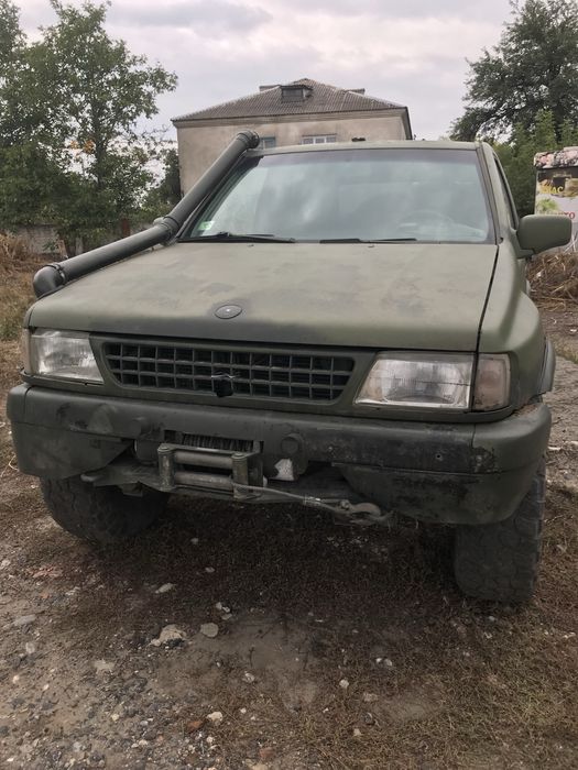Opel Frontera 2.5 дизель.