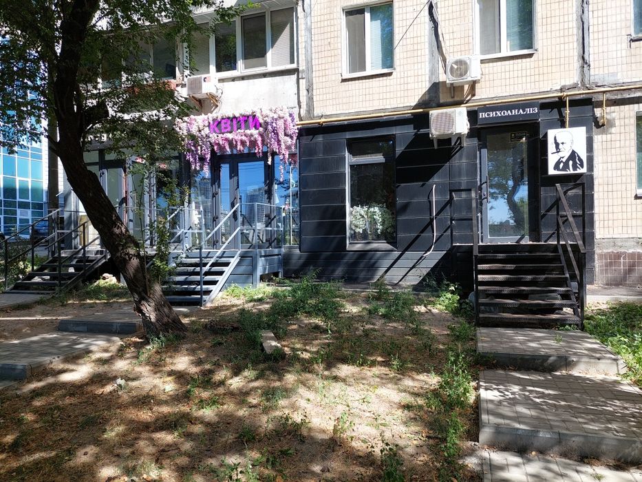 Аренда коммерческого помещения 36м.кв. ул.Зверинецкая 61. ЖК Триумф!!! - View 2
