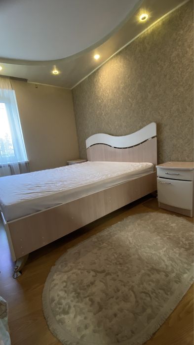 Ліжко , тумби , комод