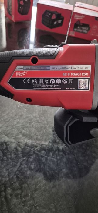 Szlifierka Milwaukee 18V