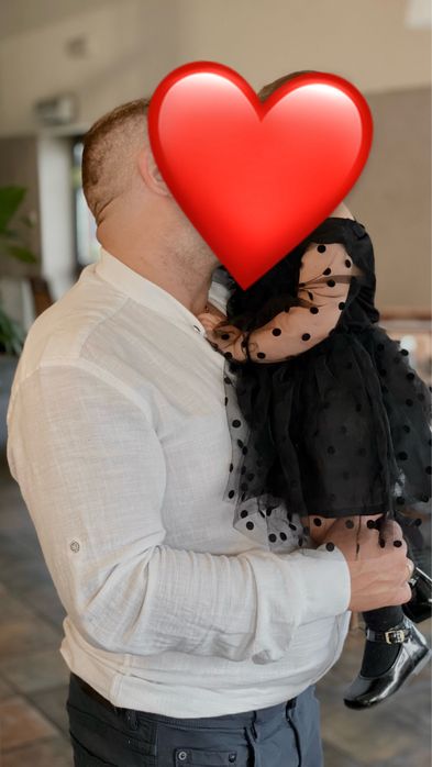 biała koszula męska ze stójką.
