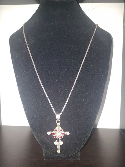 Prata Colar Antigo com Cruz em Prata e Pedraria