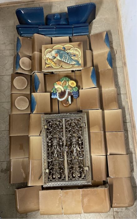 Piec Kaflowy zabytkowy sygnowany Miśnia