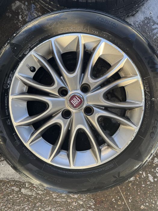 Felgi15 4x98 oryg Fiat 500 opona lato 5mm kpl