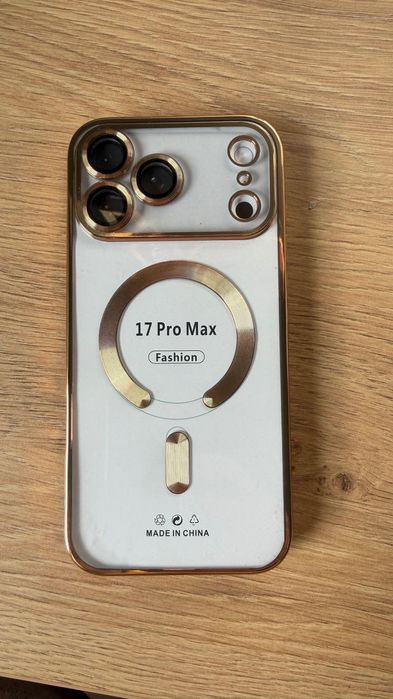 Etui dla IPhone 17 Pro Max nowe
