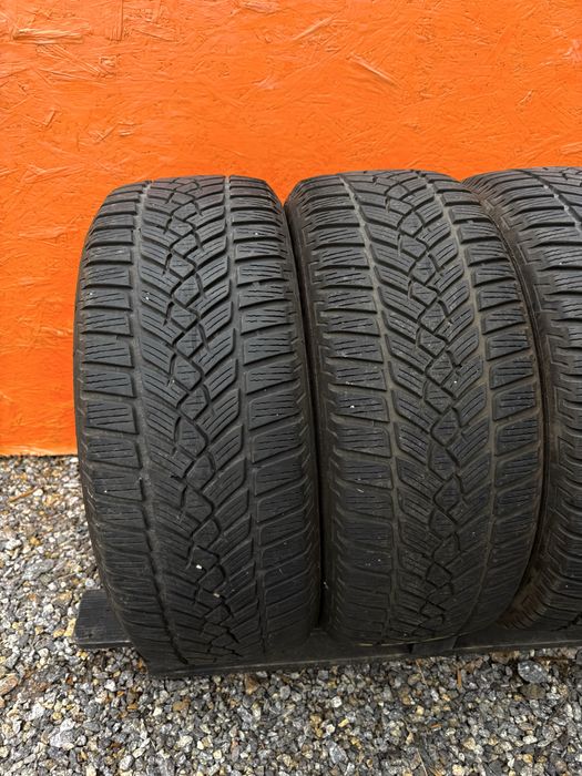 шини резина R17 225.55 зима данлоп
