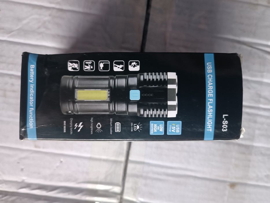Фонарик ручной ls 03 водозащитный.