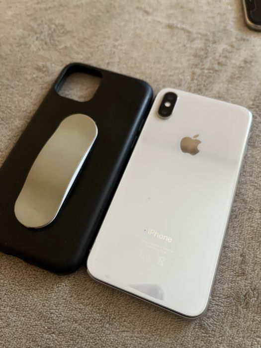 Iphone X 64 TB telefon i etui