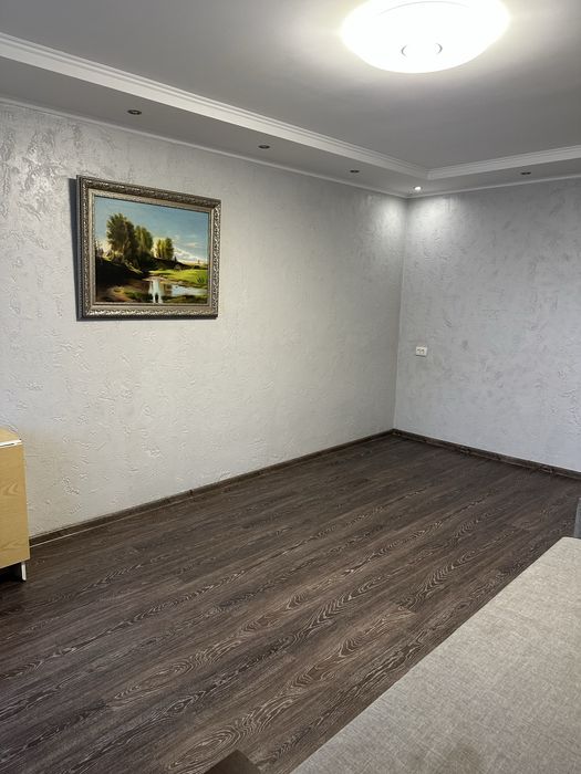 Квартира 3-х кімнатна в деснянському районі