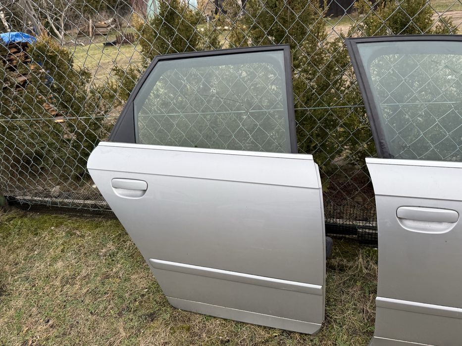 Drzwi Audi A4 B7 Ly7w prawy tył kombi