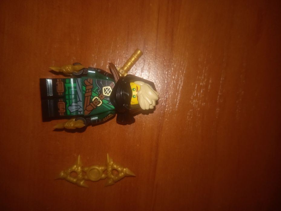Минифигурка LEGO Ллойд из Серии 71049