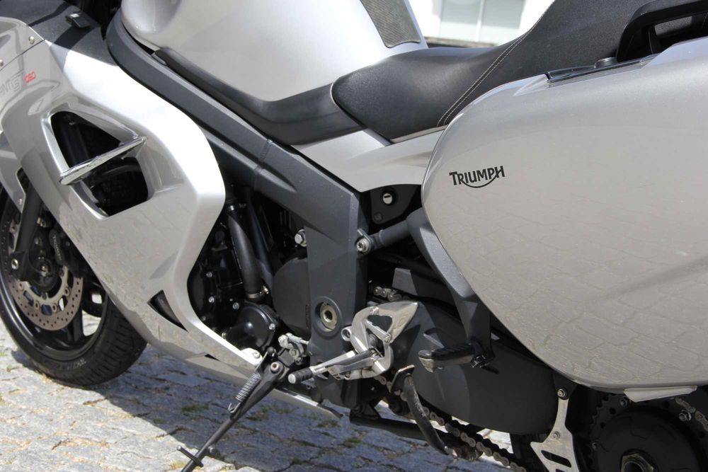 Triumph GT Sprint 1050 - Desde 49€/mês