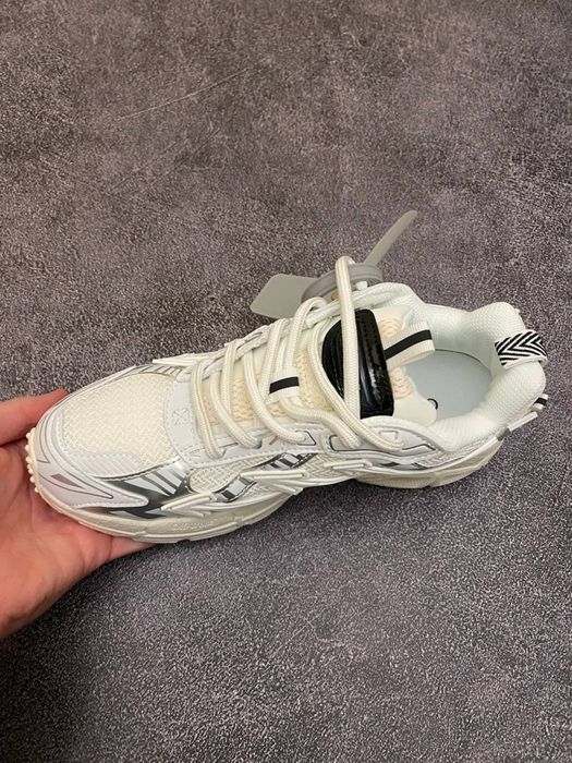 Off White Be Right Back White