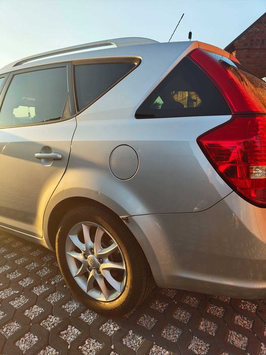 KIA CEE'D 1.6 crdi optimum 2010 115KM