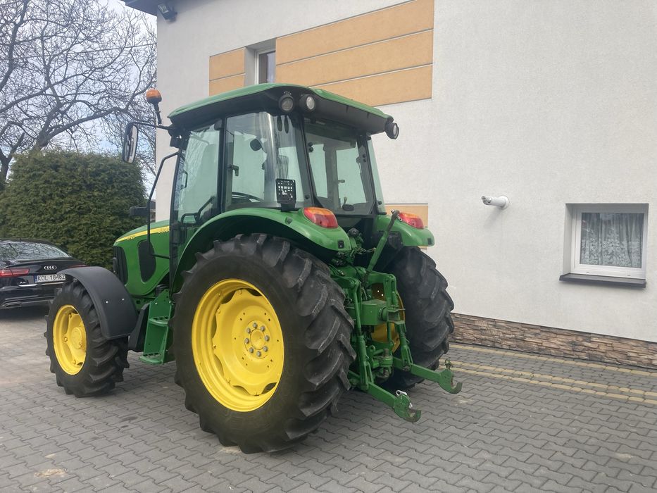 John Deere 5720. Power. Quad