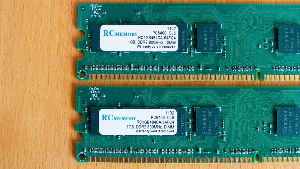 Комплект RCmemory  две планки памяти по 1 Gb DDR2 PC2-6400 800 Mgz