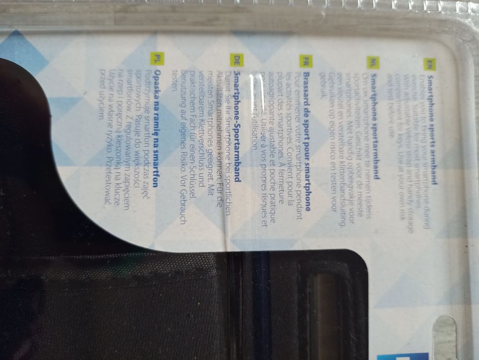 Opaska na ramię do smartfona.