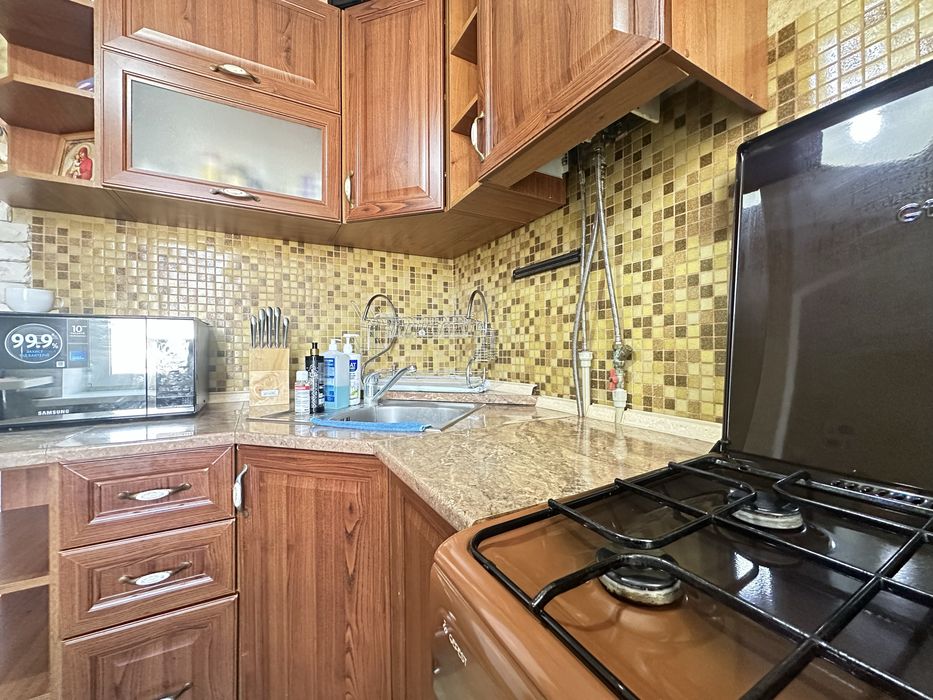 Продам 2х кімн кв Центр, Круг, ремонт.