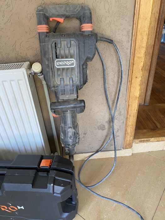 Оренда відбійного молотка Дніпро М