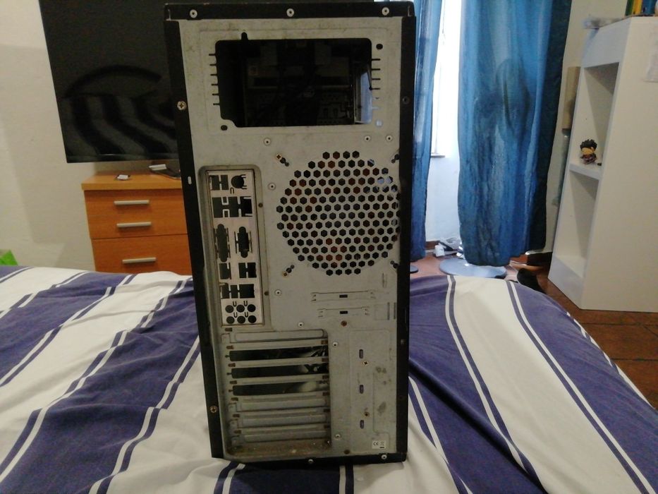 Computer case64551275020290124