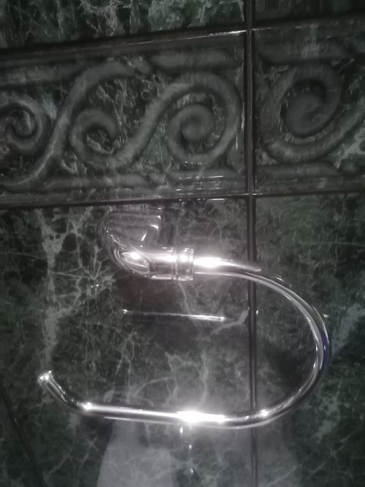 Porta toalhas para wc