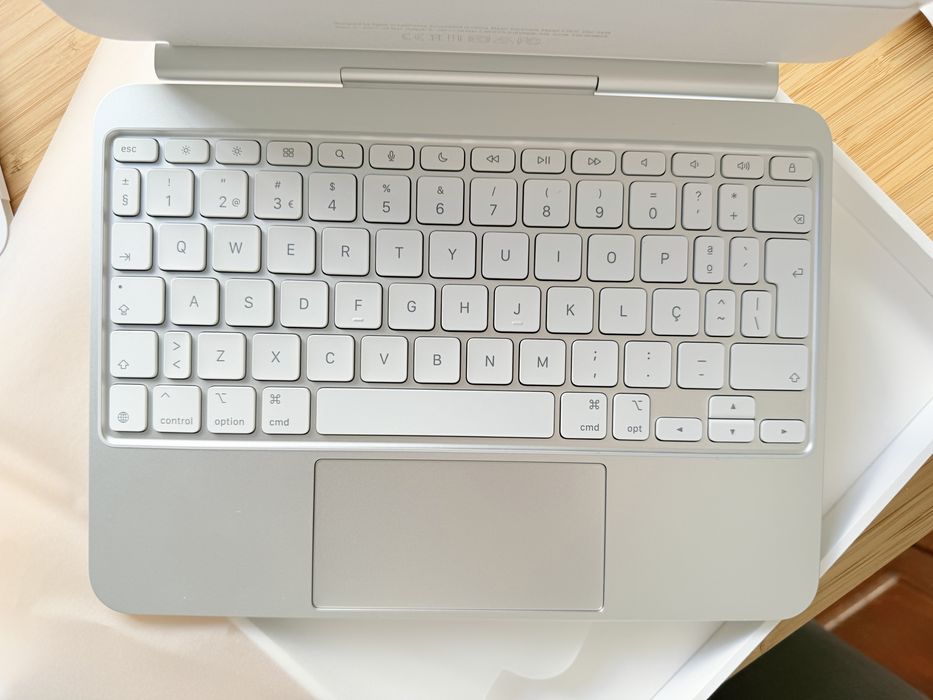 Capa ORIGINAL Apple com teclado