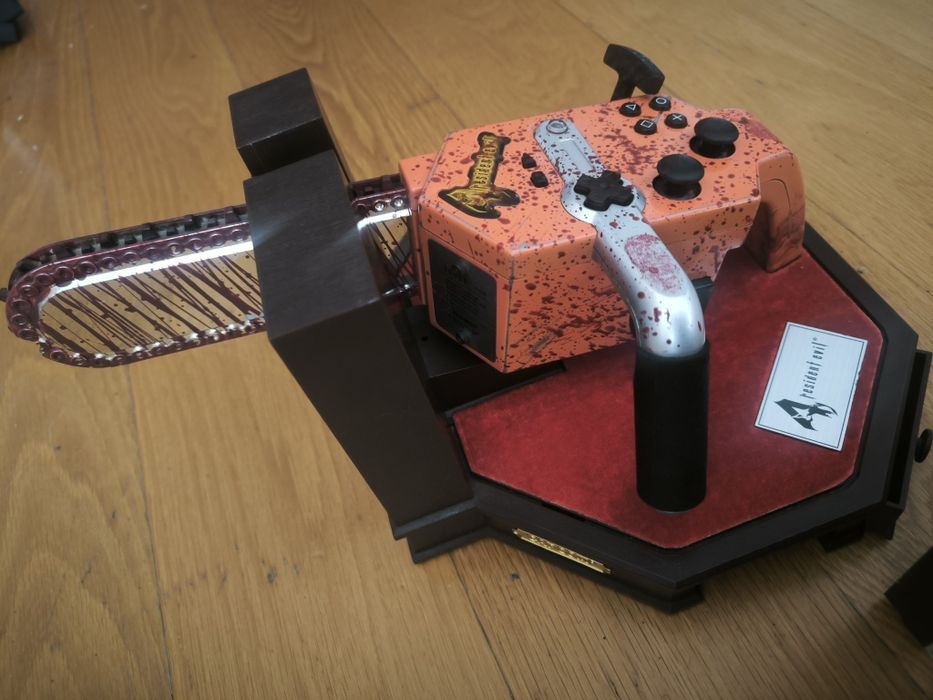 Residente Evil  controller Chainsaw PS2