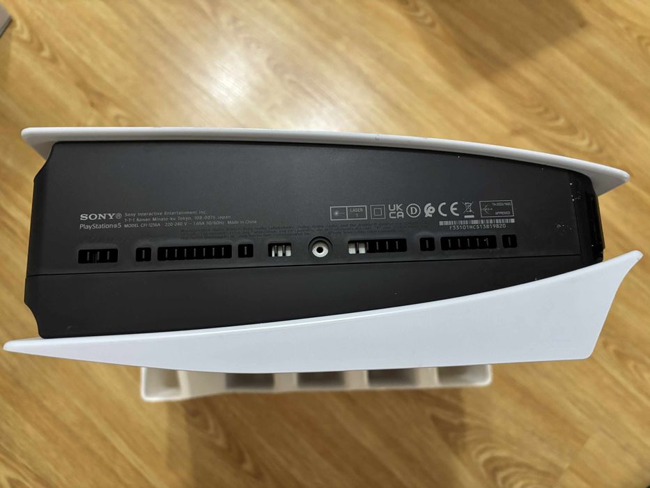 PlayStation 5 + FC24