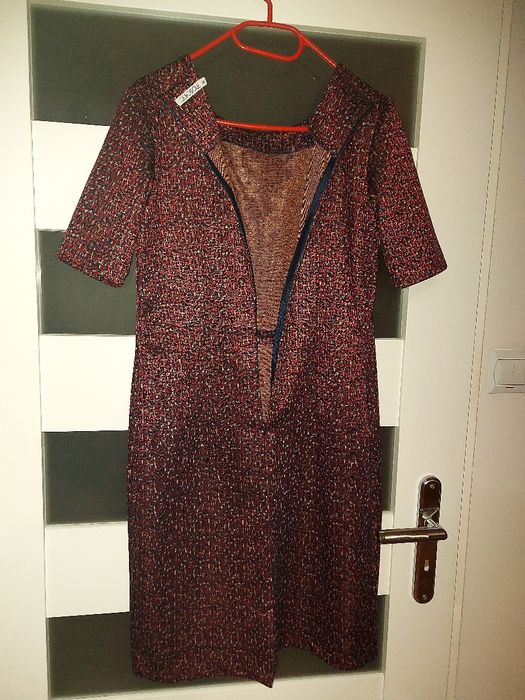 Sukienka świąteczna QUIOSQUE 40