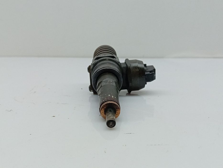 Injetor AUDI A4 (8EC, B7)