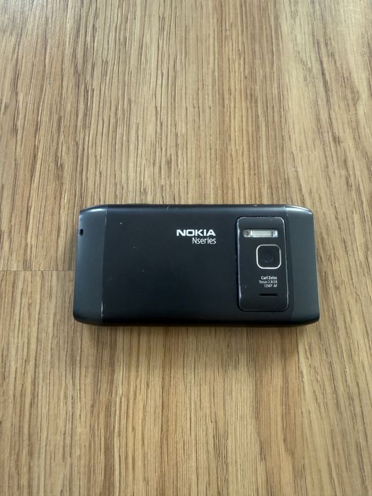 Nokia N8 czarna sprawna