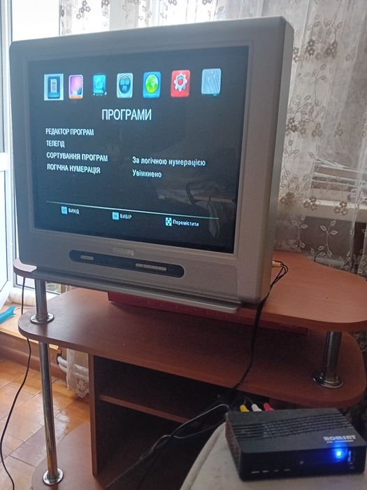 Телевізор з dvd-плеєром