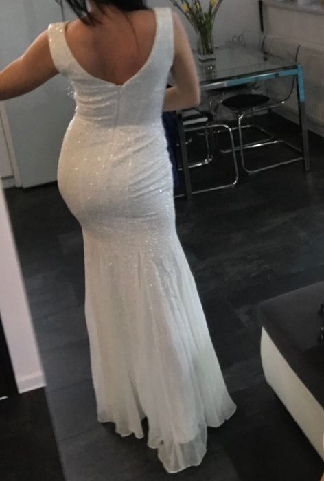 Suknia ślubna biała z cekinami GODDIVA nowa 34