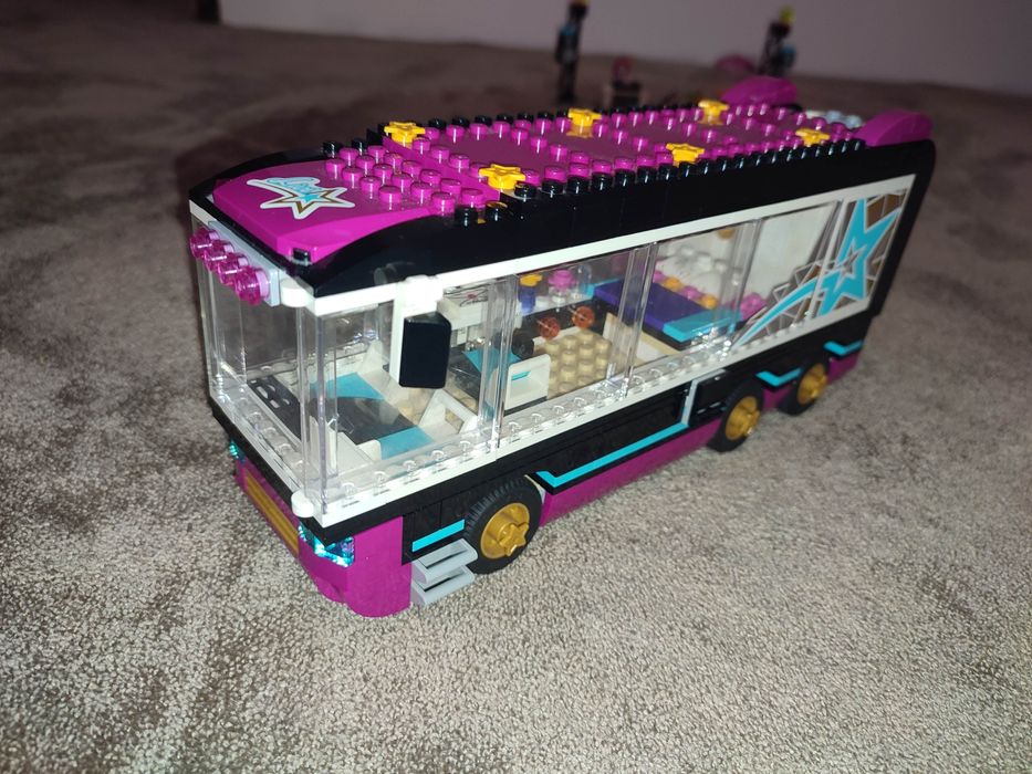 LEGO Friends Wóz koncertowy gwiazdy Pop
8-12 | #41106 | 682 Elementy