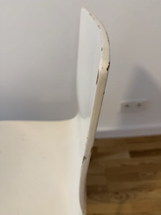 Krzesła używane do renowacji