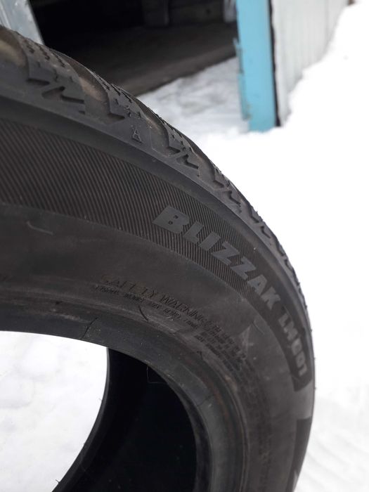 Шина Bridgstone  blizzak