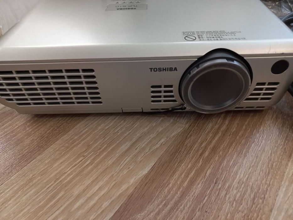 Проектор toshiba tlp-s10