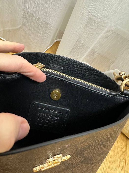 Сумка коуч Coach (світла лишилась)
