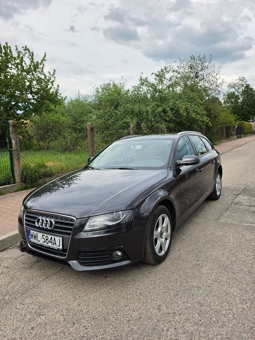 Audi A4 Limousine Zadbany, Manual, Nowy rozrząd, 2010r