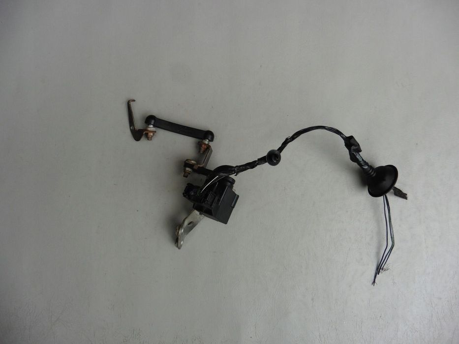 Czujnik poziomowania świateł 1093698 BMW E39 E46 X3 E83 X5 E53