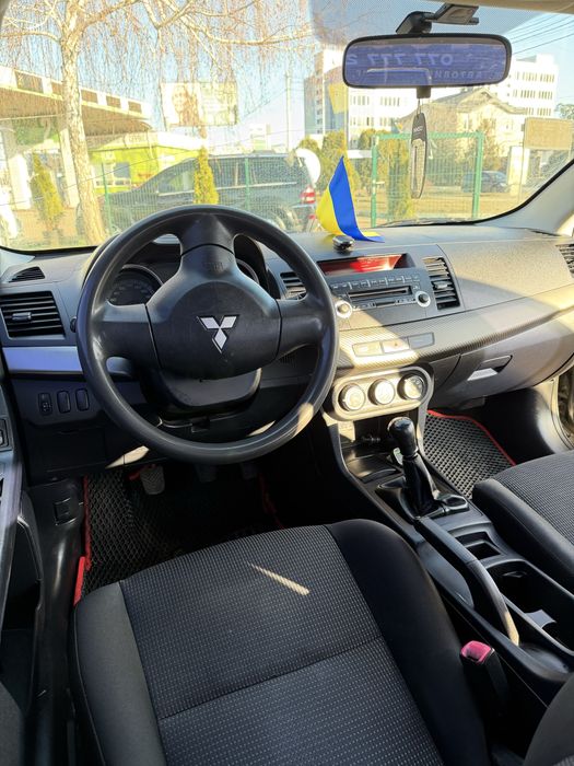 Mitsubishi lancer x 2008