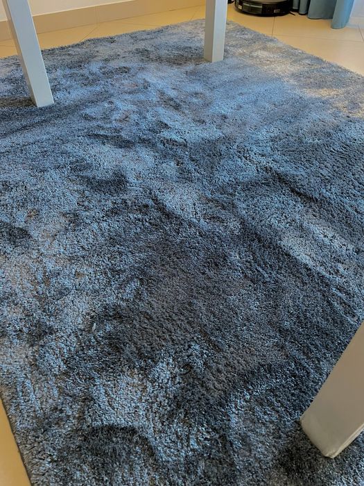 Carpete azul grande