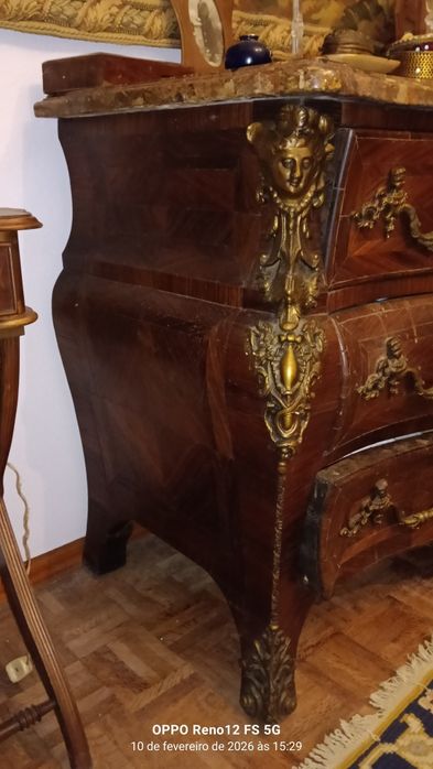 CÓMODA Barriguda_Luí VX_3 Gavetões, l_Clássica_Mais de 50 Anos_com Pedra Mármore_ Arrábida_Tons Bege e Rosa