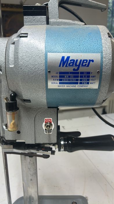 Закройный нож Mayer 10''
