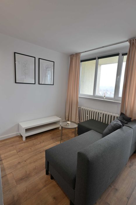 M2 | Kawalerka z wydzieloną sypialnią | balkon | wyposażone | gotowe do wprowadzenia | umeblowane | ścisłe centrum | blisko rynku | ul. Dworek