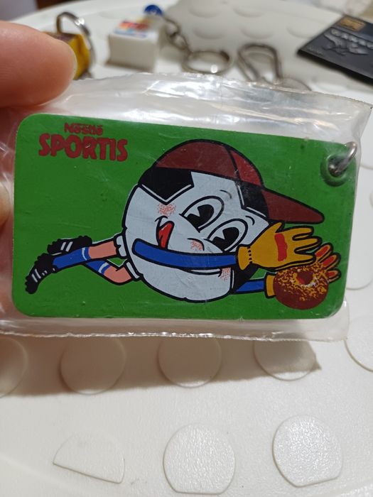 Porta chaves coleção Nestlé Sportis , Fidelidade , Super Bock 
Super B