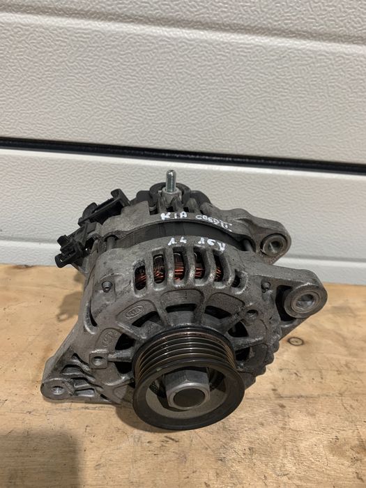 Alternator KIA Ceed II 2 Hyundai I30 II 1.4 benzyna G4LC 37300.-03805